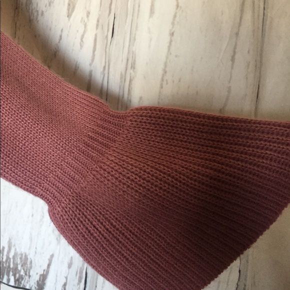 Women’s Bell Sleeve Sweater - Picture 3 of 4